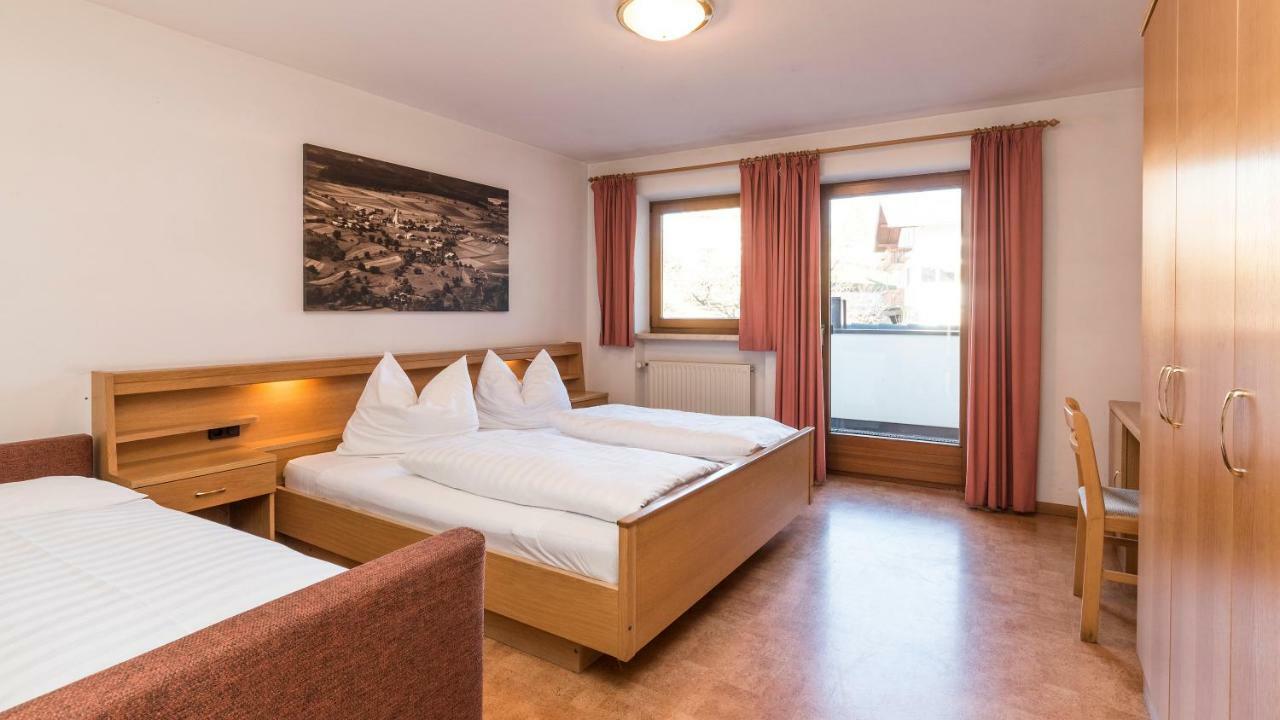 Pension Schirmerhof Natz-Schabs Екстериор снимка